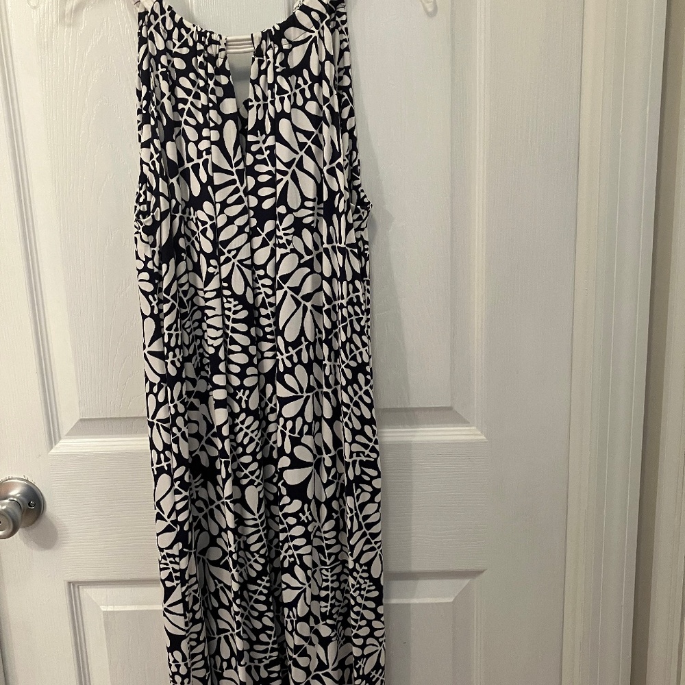 Kenneth Cole Upscale Black & White Dress, size M